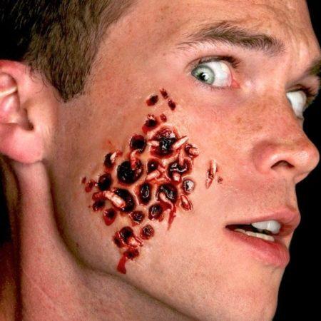 Trypophobia With Maggots 3D FX Transfer
